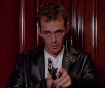 Replay Beverly Hills, 90210 - S09 E12 - Tribulations