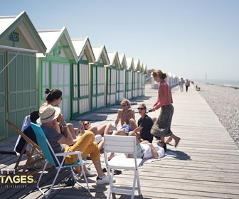Replay Grands reportages - Les cabines de plages font de la résistance
