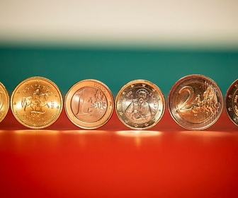 Replay La Bulgarie adopte l'euro : la devise qui divise - ARTE Europe l'Hebdo