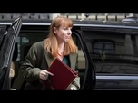 Replay Angela Rayner, accusée de fraude fiscale, quitte le cabinet Starmer