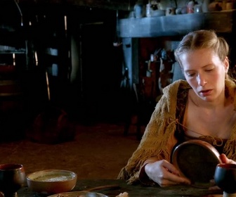 Replay La petite histoire de France - Relation longue distance / Soupe à la grimace / S'en foutre totalement / Psychologie de bergerie