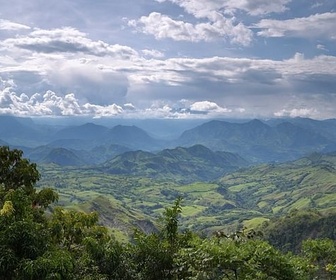Replay Le Kosovo d'Ismaïl Kadaré / Colombie / Espagne - Invitation au voyage