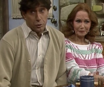 Replay Madame est servie - S02 E04 - La recherche