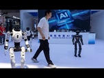Replay Des robots humanoïdes s'affrontent lors d'une soirée de combats à Shanghai
