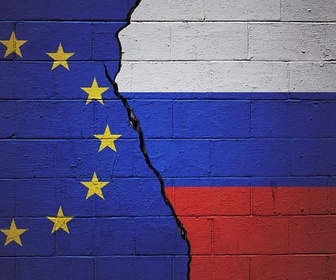 Replay Russie : un cran de plus dans la guerre hybride - ARTE Europe Weekly