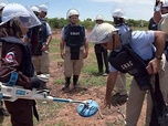 Replay ARTE Journal - Le Cambodge forme des démineurs ukrainiens