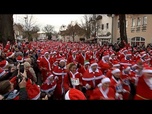 Replay Des centaines de Pères Noël courent à Michendorf, en Allemagne, lors de la course de Noël annuelle