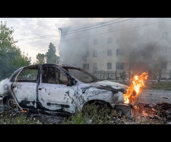 Replay Au moins 7 morts et 13 blessés dans des frappes russes avant les discussions à la Maison Blanche