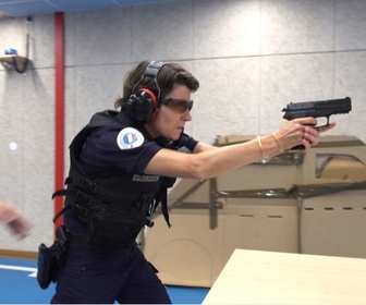 Replay Flic Story - S1E4 - Police nationale de Nîmes - Episode 1