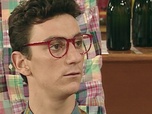 Replay Le miel et les abeilles - S07 E09 - Soupçons à la ruche