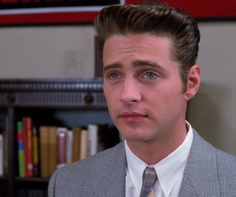 Replay Beverly Hills, 90210 - S05 E29 - Le véritable Mc Coy