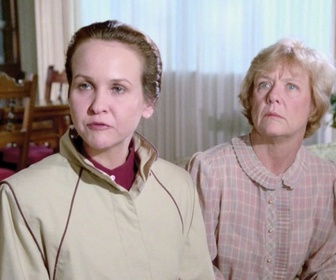 Replay Les Routes du paradis - S01 E18