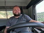 Replay Les routiers : profession chauffeur poids lourd - S2E12 - Florent et Yannick