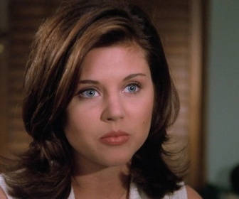 Replay Beverly Hills, 90210 - S05 E30 - Adieu Beverly Hills