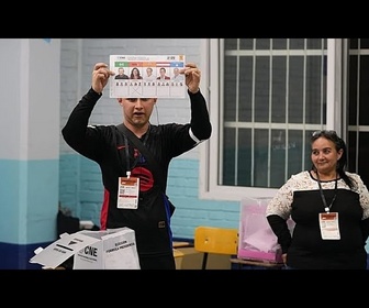 Replay Le décompte des voix est en cours au Honduras dans le cadre d'une course présidentielle serrée...