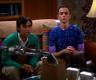 Replay The Big Bang Theory - S4E1 - Le robot à tout faire !