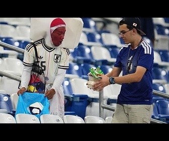 Replay Les supporters japonais perpétuent leur tradition de nettoyage à la Coupe du monde