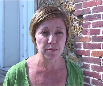 Replay Au nom de la vérité - La riche tante