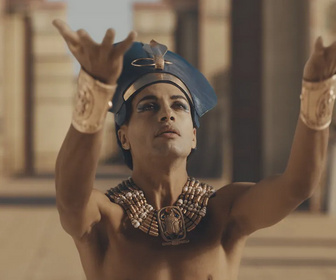 Replay La Vie secrète des pharaons - Néfertiti, la beauté faite reine