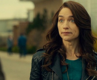Replay Wynonna Earp - S1 E4 - La Lame du jugement dernier