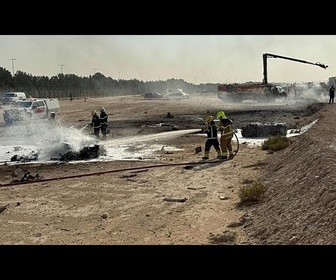 Replay Un avion de combat indien s'écrase au salon aérien de Dubaï et tue son pilote