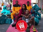 Replay C'est la vie - S3 E8 - Un canapé pour deux