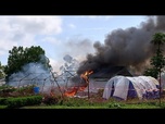 Replay RDC : des proches d'une victime d'Ebola en colère incendient un centre de traitement