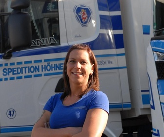 Replay Camions XXL : les reines du volant - S2E12 - Episode 6 - Partie 2