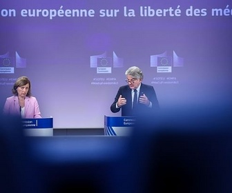 Replay ARTE Info Plus - Espionnage : l'UE ne protège pas (assez bien) ses journalistes