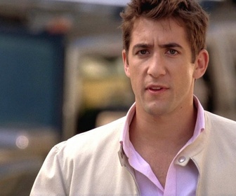 Replay Les experts : Miami - S06 E18 - Tout s'écroule