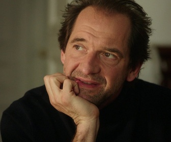 Replay Mes amis, mes amours, mes emmerdes... - S04 E008 - Une nouvelle vie