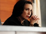 Replay The good wife - S3 E17 - Choix de femmes