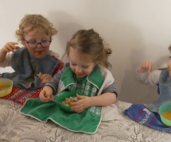 Replay Les docs du week-end - Jumeaux, triplés, quadruplés : un défi XXL