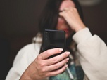 Replay ActuElles - L'IA, un outil numérique pour bâillonner les femmes