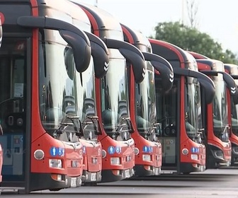 Replay La Collection européenne - Des bus verts à Barcelone