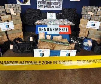 Replay 28 minutes - Narcotrafic : la République attaquée ?