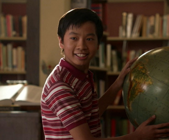 Replay Young Sheldon - S1E15 - Expedition sous bonne escorte