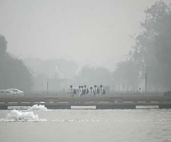 Replay ARTE Info Expresso - Pollution : l'Inde et le Pakistan étouffent