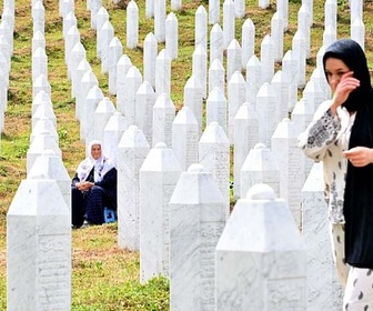 Replay Massacre de Srebrenica : 30 ans après
