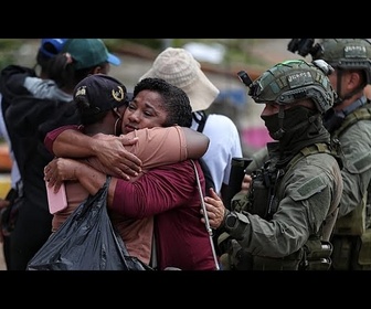 Replay La Colombie renforce sa présence militaire après l'attaque d'un commissariat
