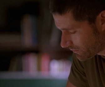 Replay Lost : les disparus - S2 E21 - Sous surveillance