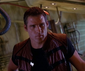Replay Farscape - S04 E10 - Coup d'État au mollusque