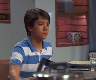 Replay Les flammes du passé - S01 E117