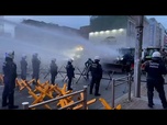 Replay Agriculteurs de l'UE protestent et affrontent la police à Bruxelles contre l'accord UE-Mercosur