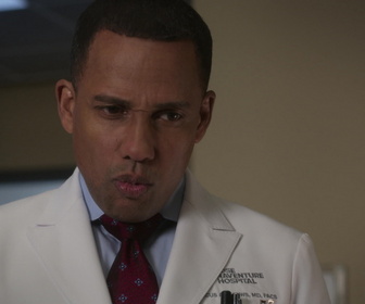 Replay Good Doctor - S1E17 - Le sourire aux lèvres