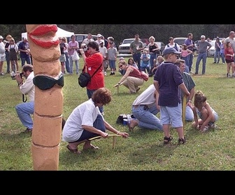 Replay Royaume-Uni : festival insolite où les participants font sortir les vers de terre