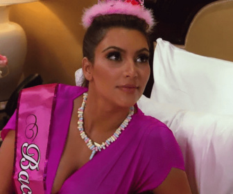 Replay L'incroyable famille Kardashian - S6 E15 - Un mariage de princesse (2/2)