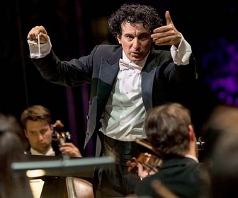 Replay Compositeurs classiques - Alain Altinoglu dirige les Tableaux d'une exposition