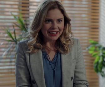 Replay Ghosts : Fantômes à la maison - S01 E07 - L'article sur Marie-Jeanne