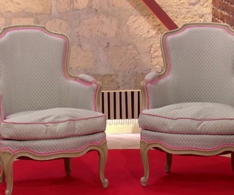 Replay Affaire conclue : la vie des objets - Les fauteuils style Louis XV de Marie